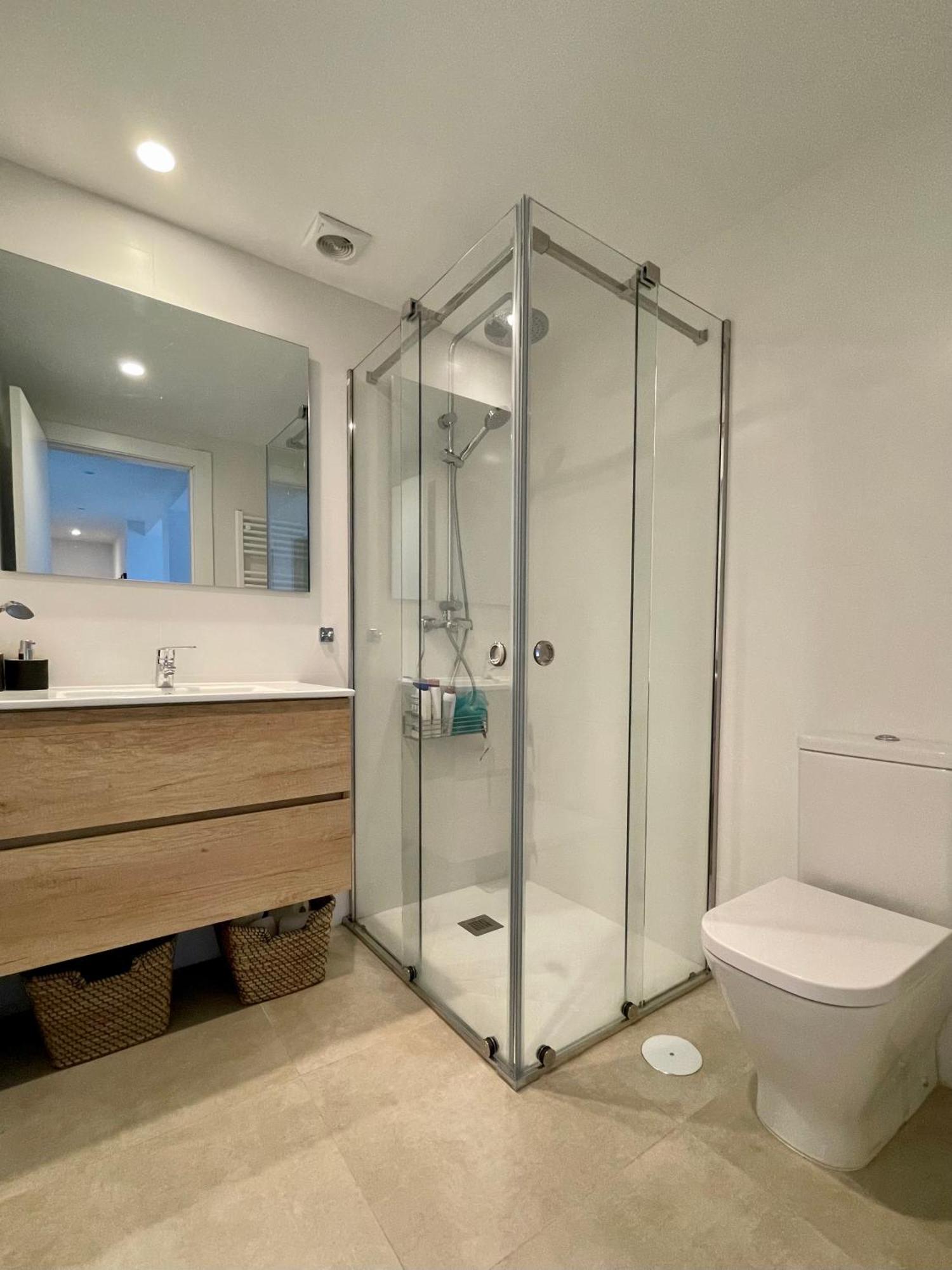 Piso De 2 Habitaciones En Centro, Zona Muy Tranquila Con Playa A 2 Min Andando Gijón Dış mekan fotoğraf