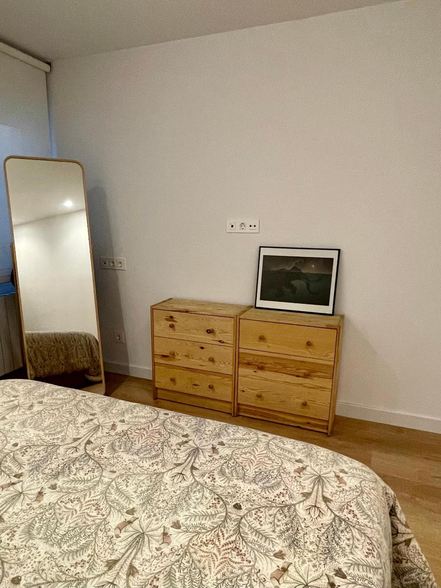 Piso De 2 Habitaciones En Centro, Zona Muy Tranquila Con Playa A 2 Min Andando Gijón Dış mekan fotoğraf